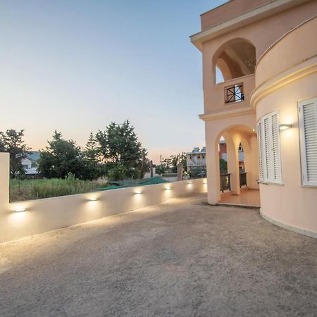 Leon Apartments Zakynthos Town Exterior photo