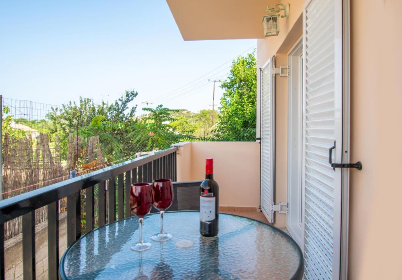 Leon Apartments Zakynthos Town Exterior photo